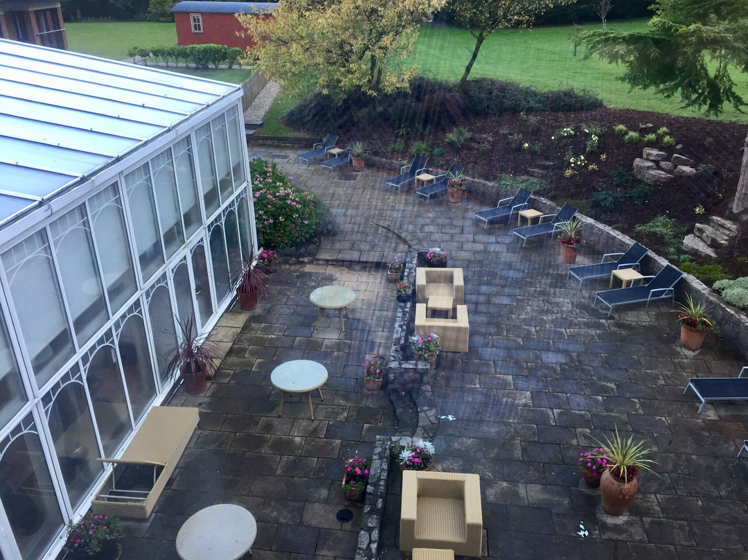 贝斯特韦斯特林荫道酒店主图