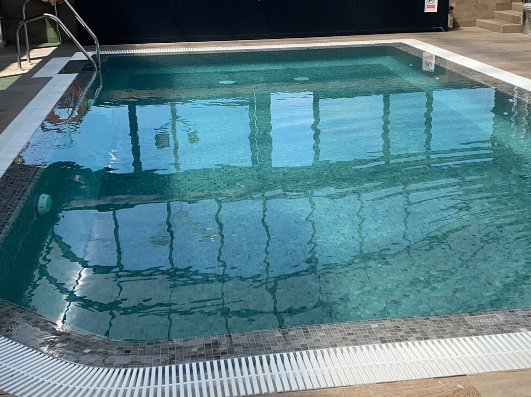 鲁纳格拉纳达塞尔科蒂尔大酒店主图