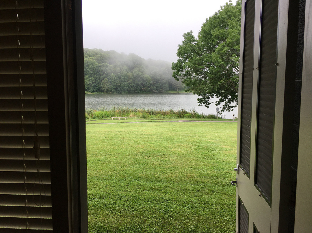 Peaks Of Otter Lodge主图