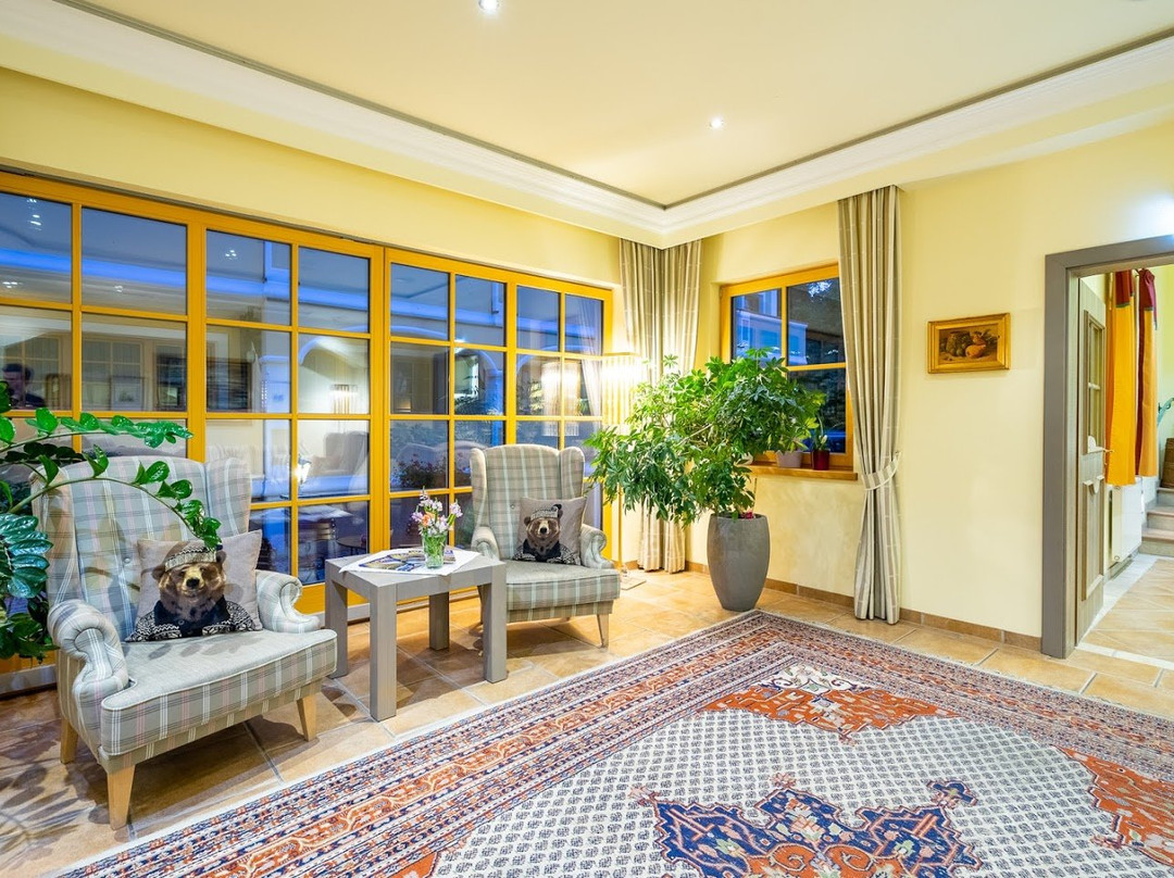 Hotel-Restaurant Zum Schwarzen Baeren主图