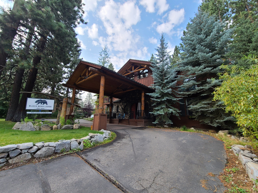 Black Bear Lodge主图
