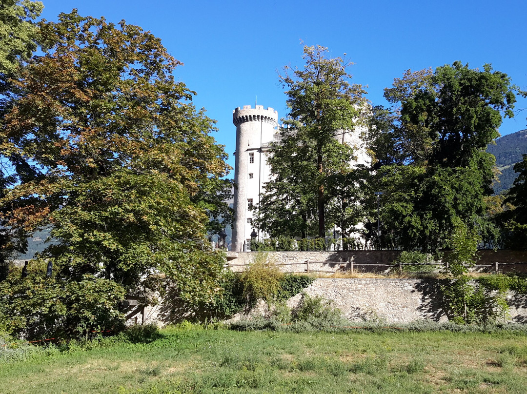 Chiesa di Saint Leger景点图片
