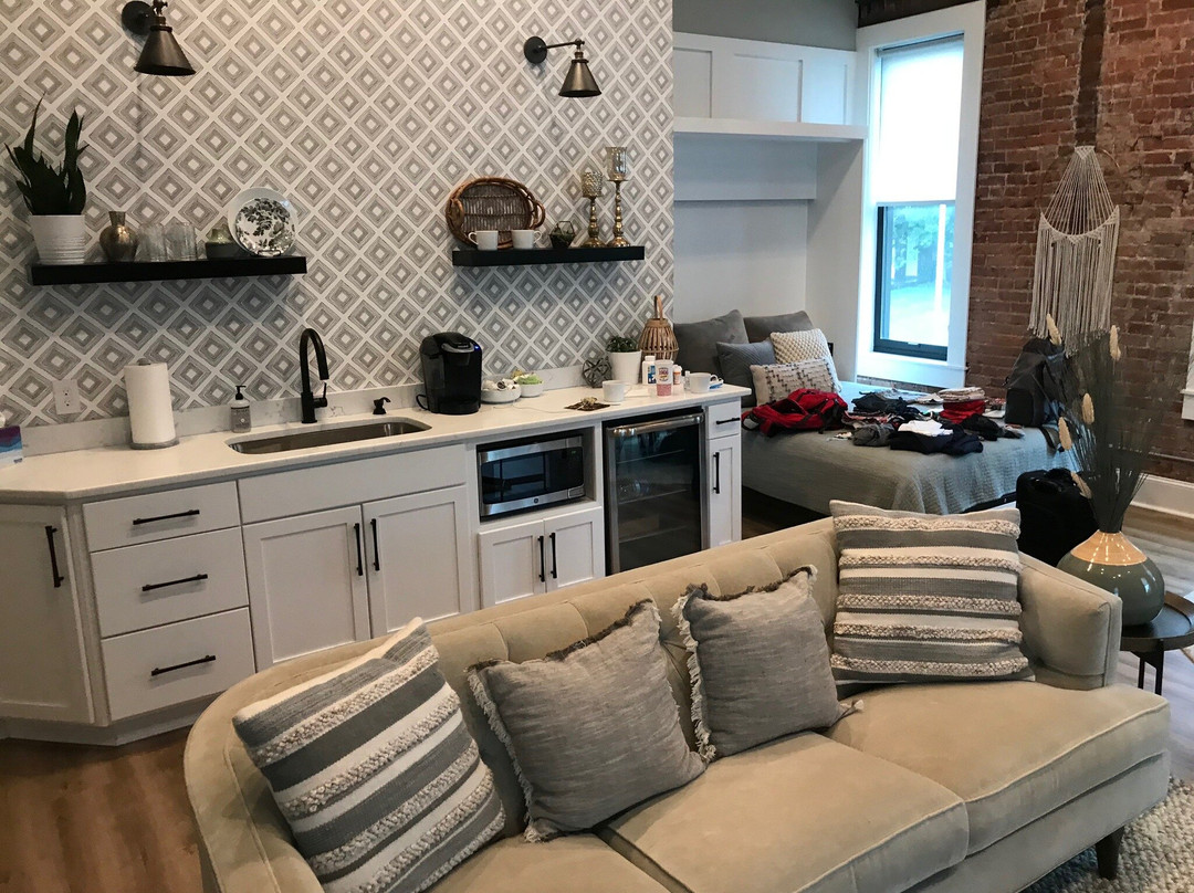 Saddlebred Suites