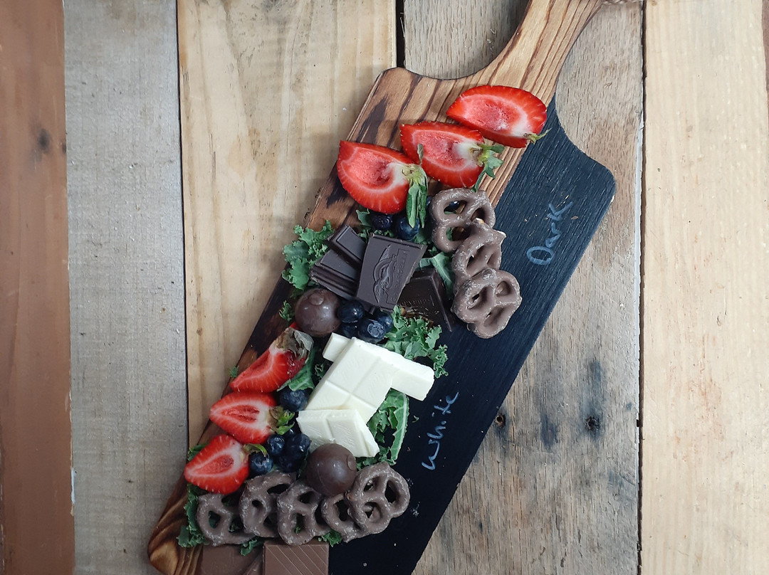 Bye the Willow-奇珀瓦福尔斯必去景点