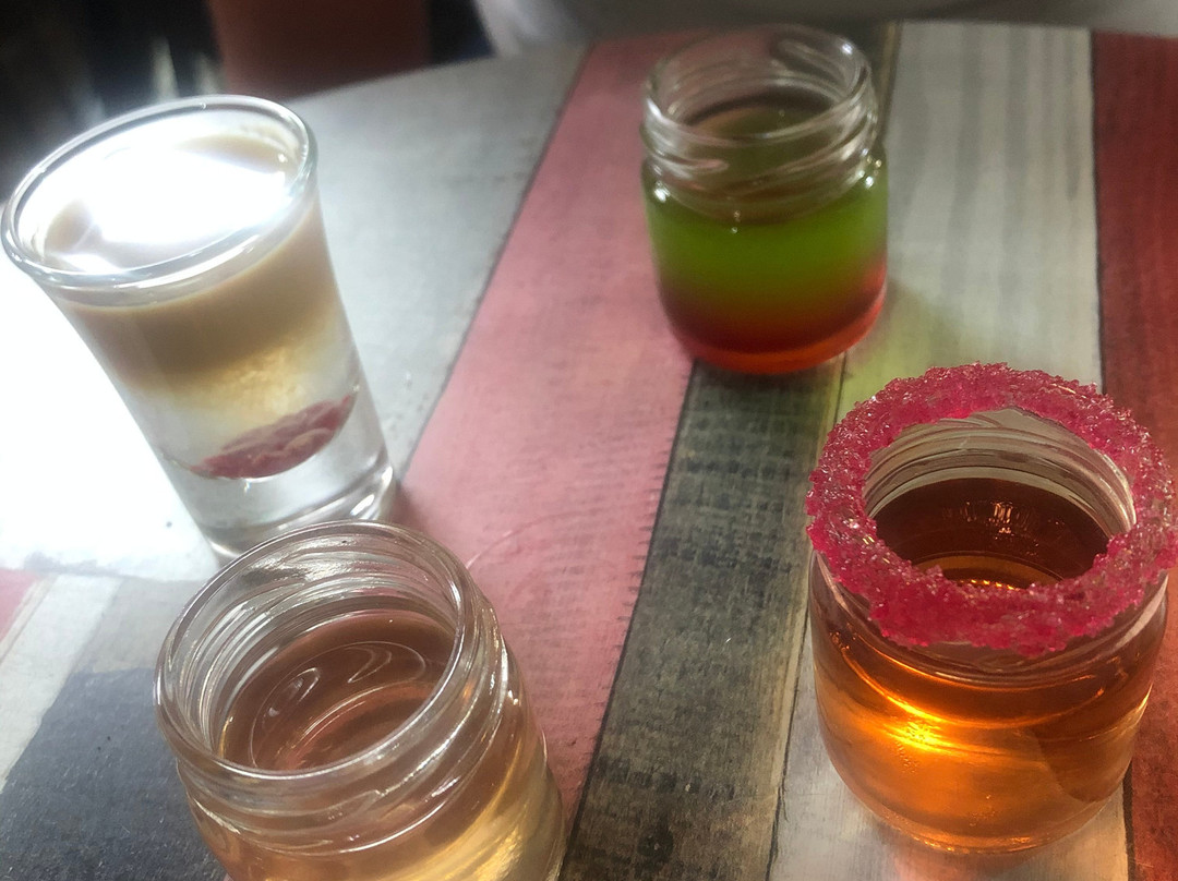 Cocktails Bar La Piazzetta-佩斯基奇必去景点