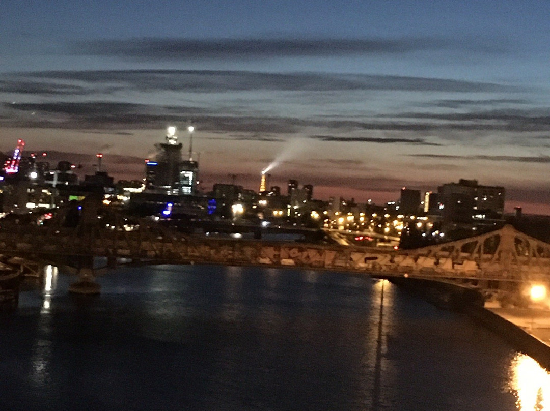 华天中国城酒店主图