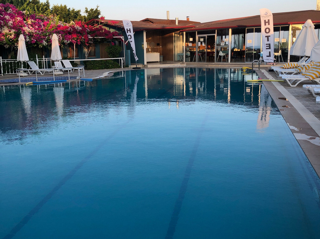 Grand Ada Hotel主图