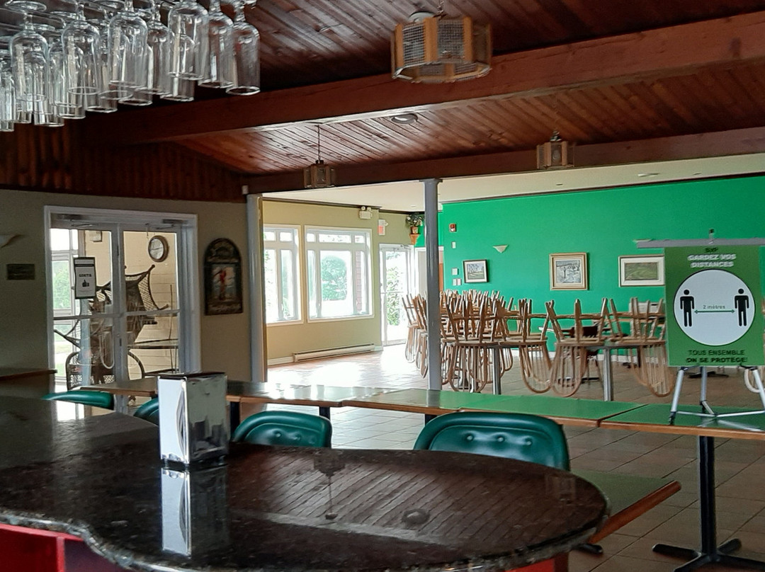 Club de Golf Saint-Simon-Saint-Simon-de-Bagot必去景点