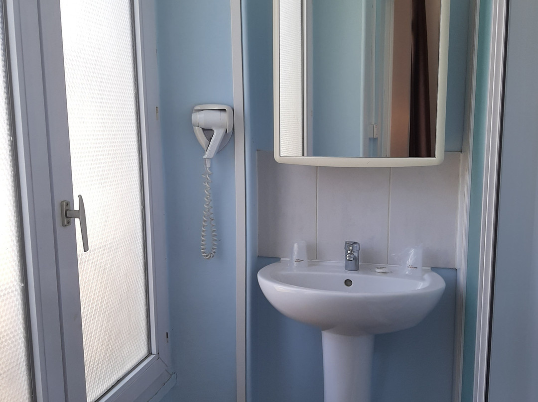 洛雅尔蒂酒店主图