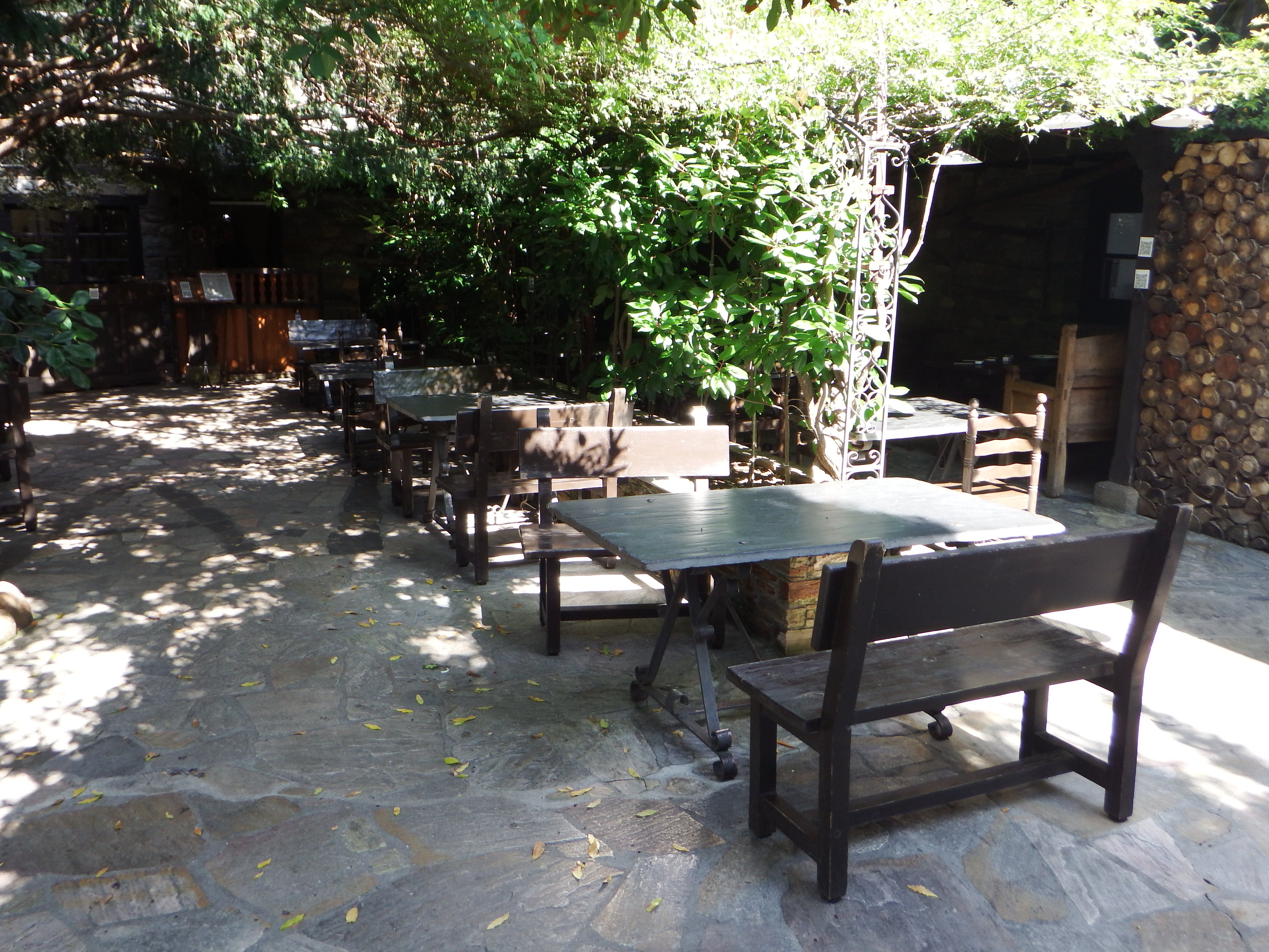 Hotel La Moncloa de San Lázaro-餐饮