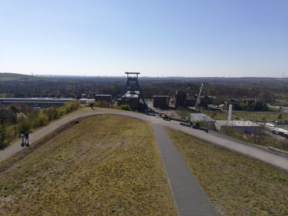 Halde Hoheward-黑尔滕必去景点