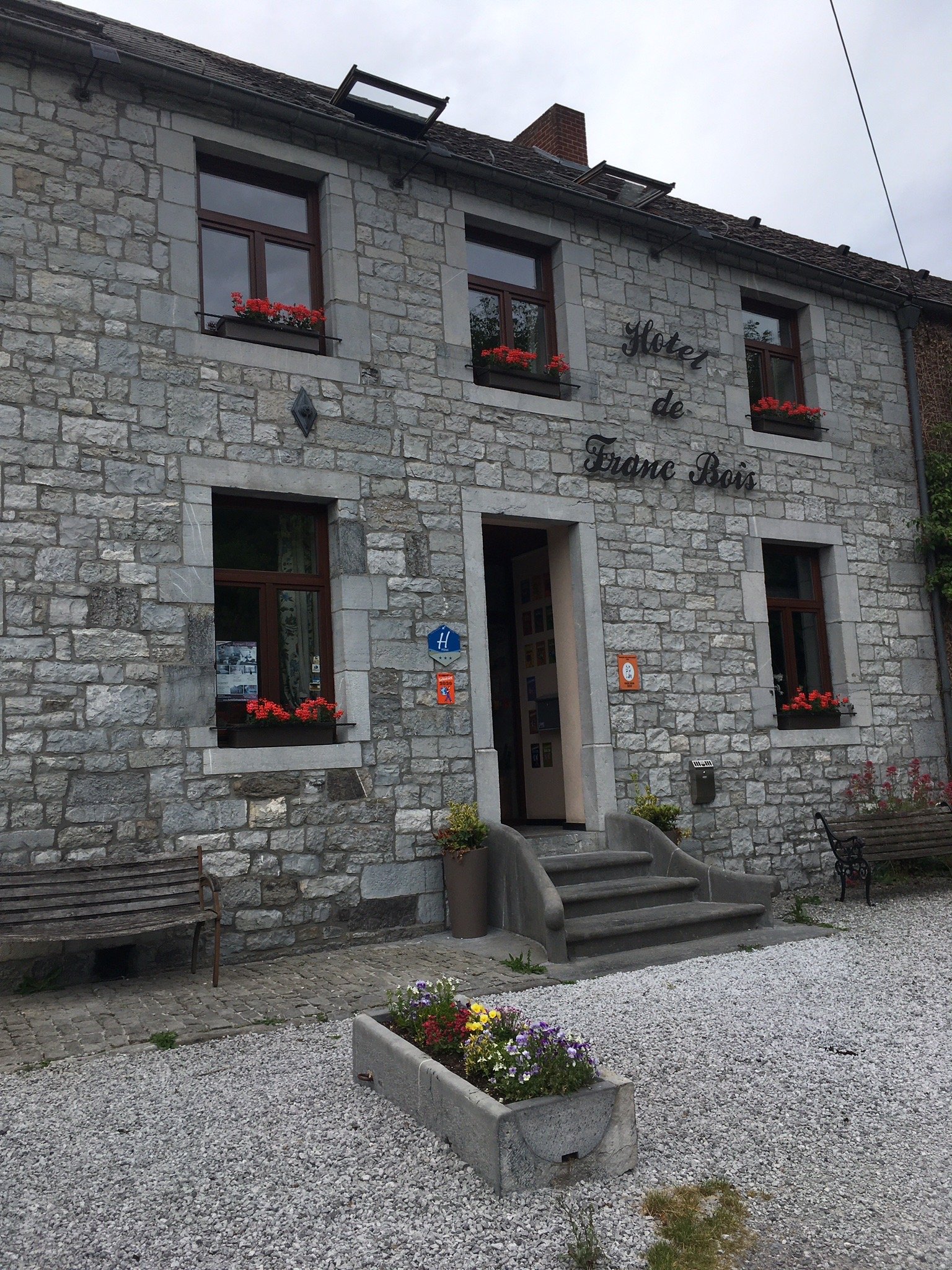 Hotel de Franc Bois-官方