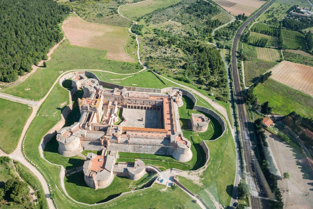 Helittoral Helicopters-佩皮尼昂必去景点