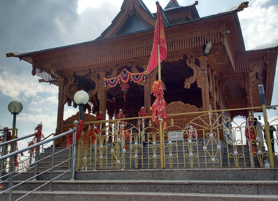 Hatu Mata Temple景点图片