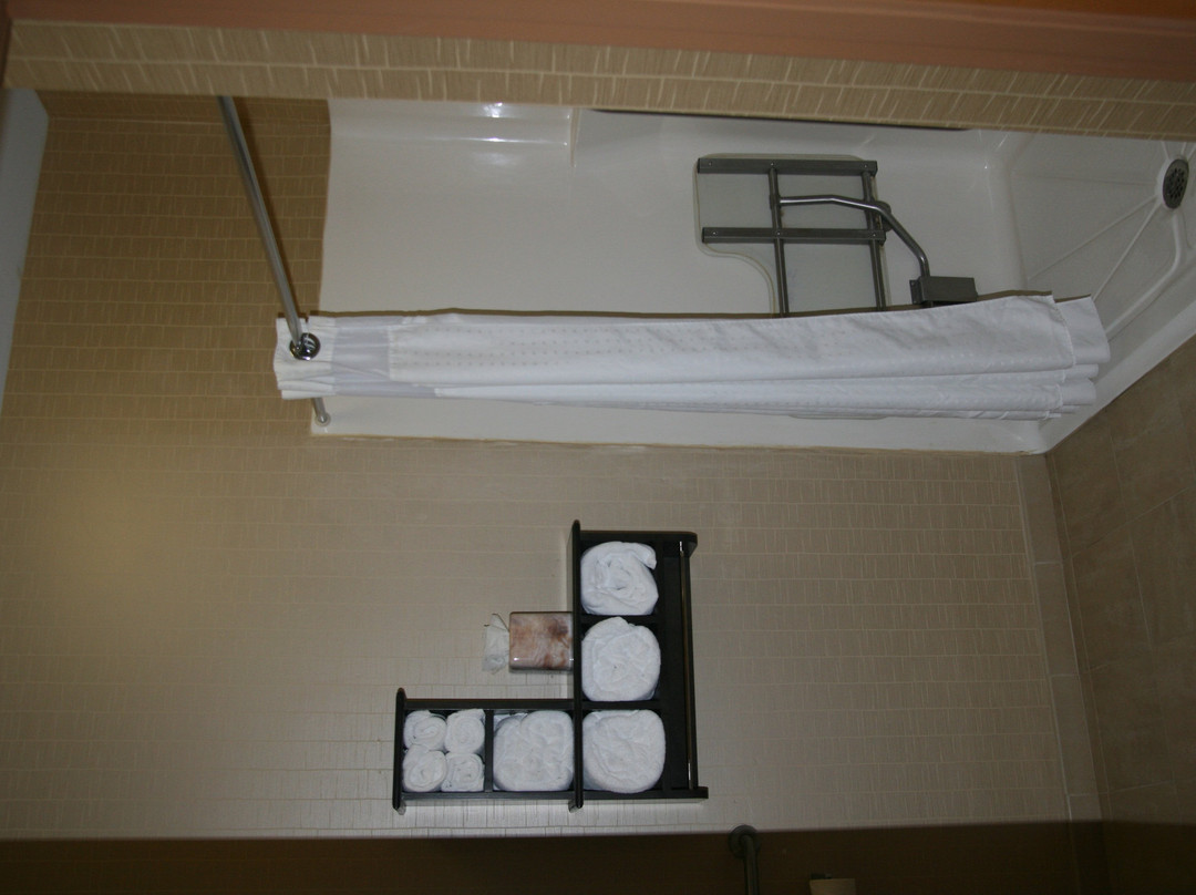Holiday Inn Express & Suites Vineland Millville by IHG主图