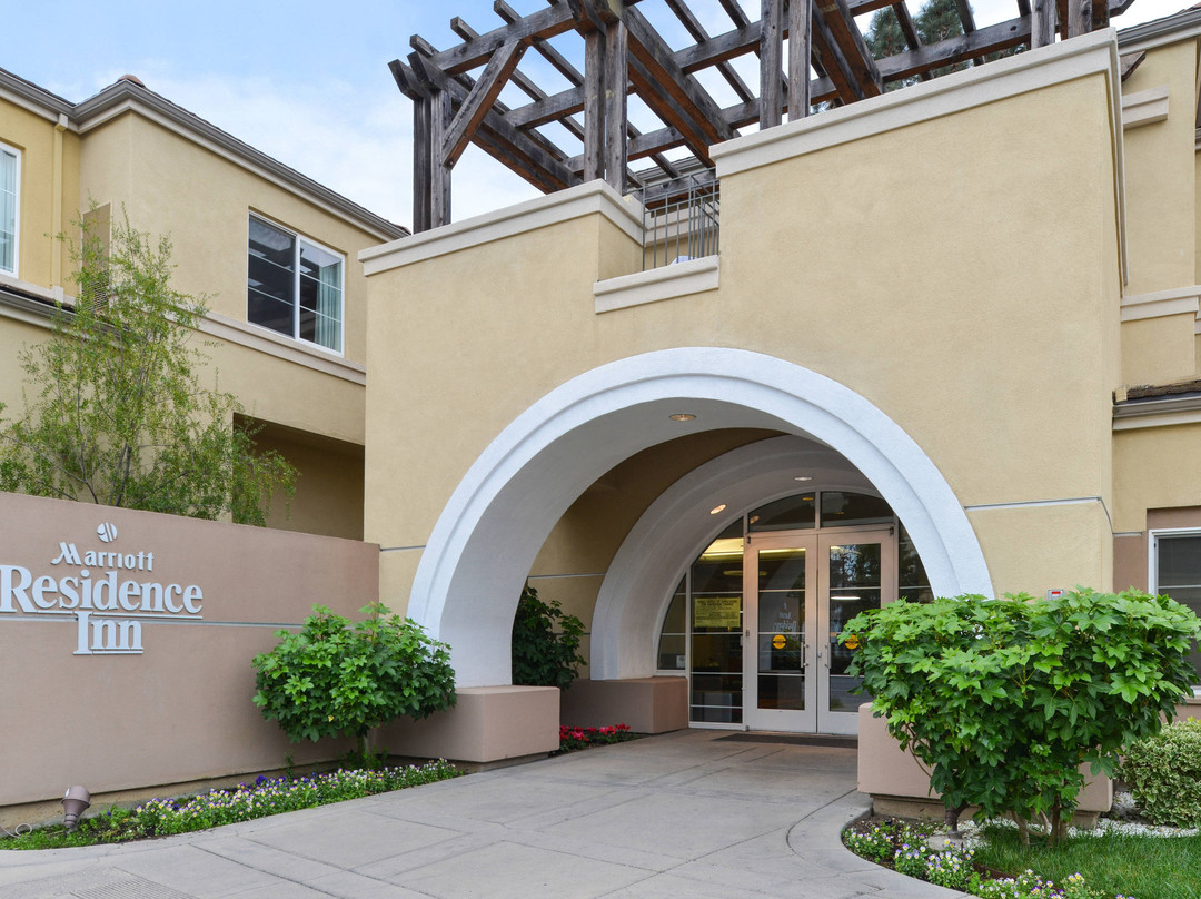 帕洛阿尔托洛斯阿尔托斯 Residence Inn 酒店主图