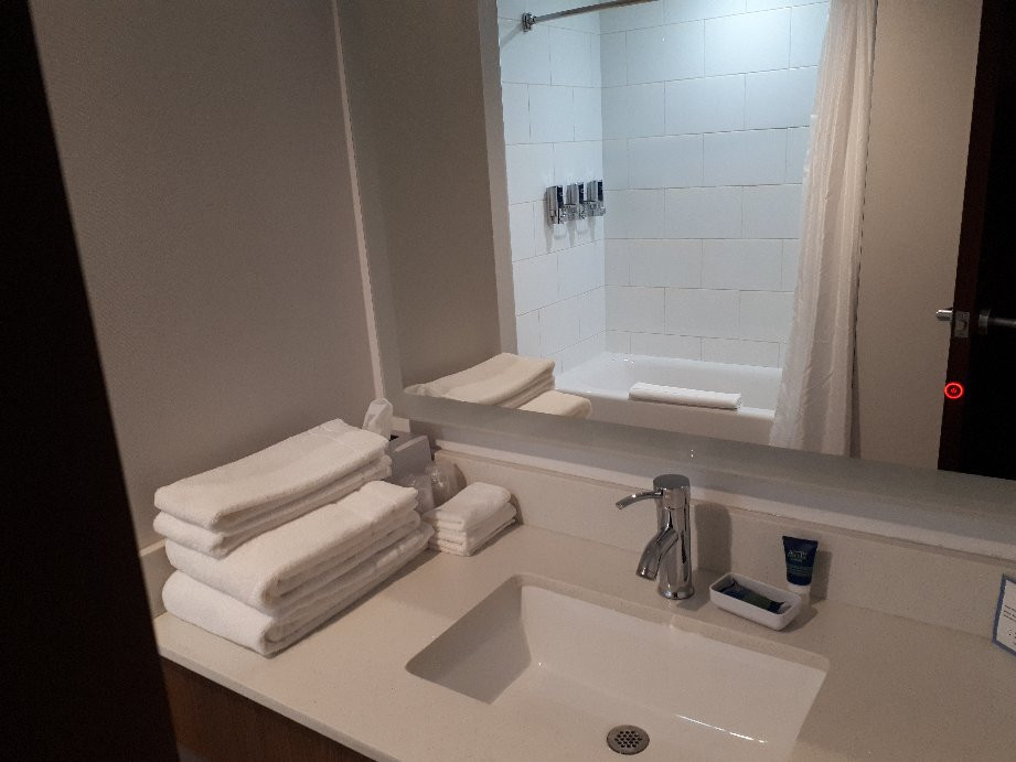 Four Points By Sheraton Grande Prairie主图