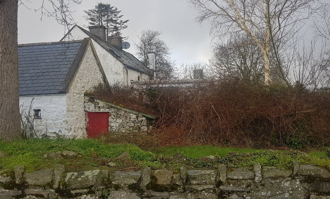 Garrykennedy Castle and Old Harbour-Garrykennedy必去景点