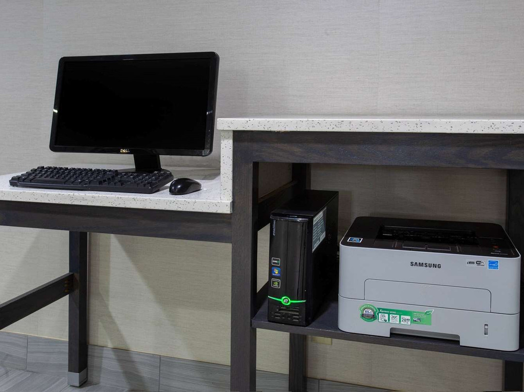 La Quinta Inn by Wyndham Peru Starved Rock State Park主图