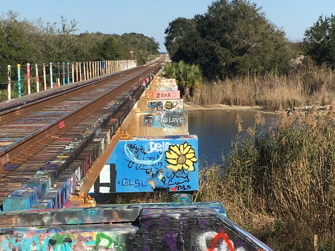 The Graffiti Bridge景点图片