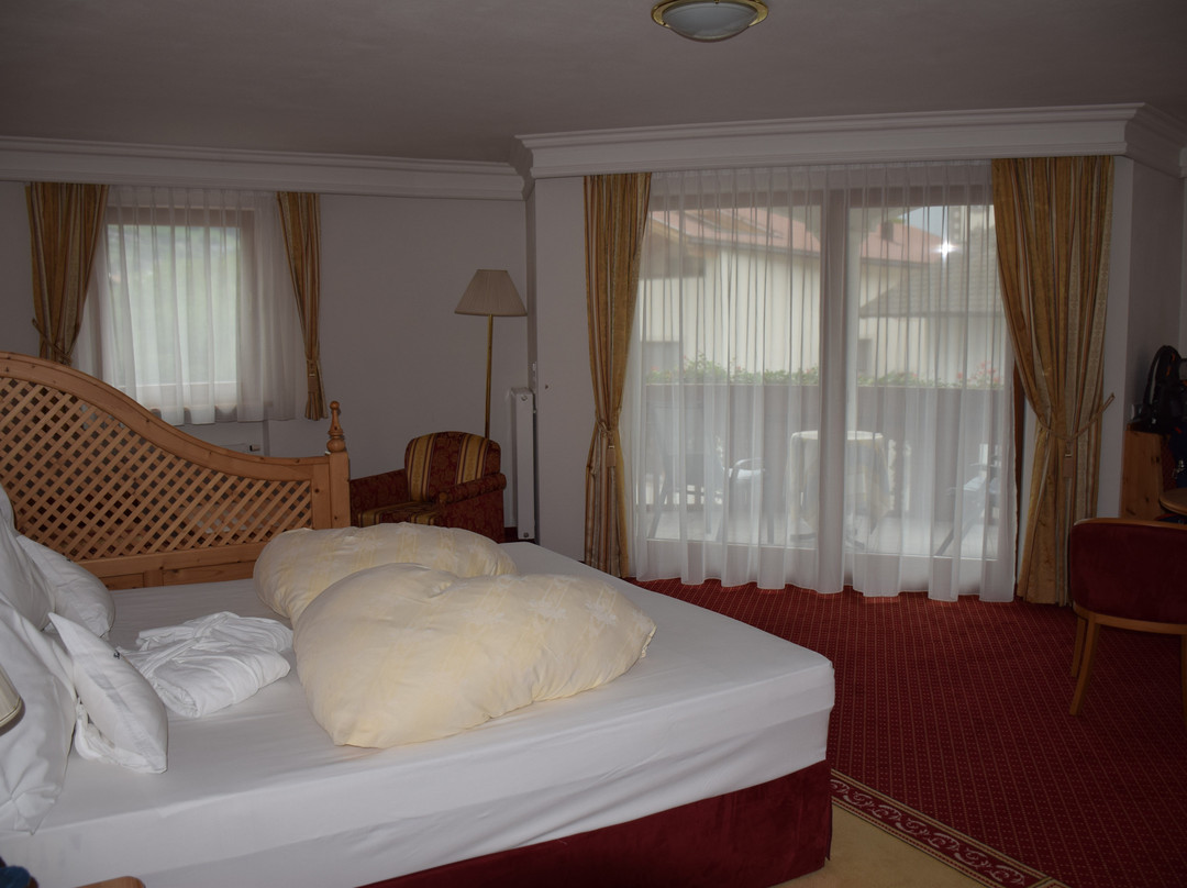 Hotel Zur Sonne主图