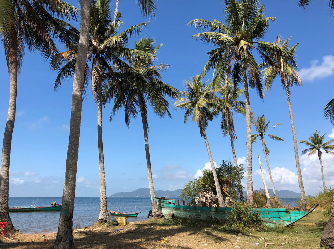 Angkul Beach-白马必去景点