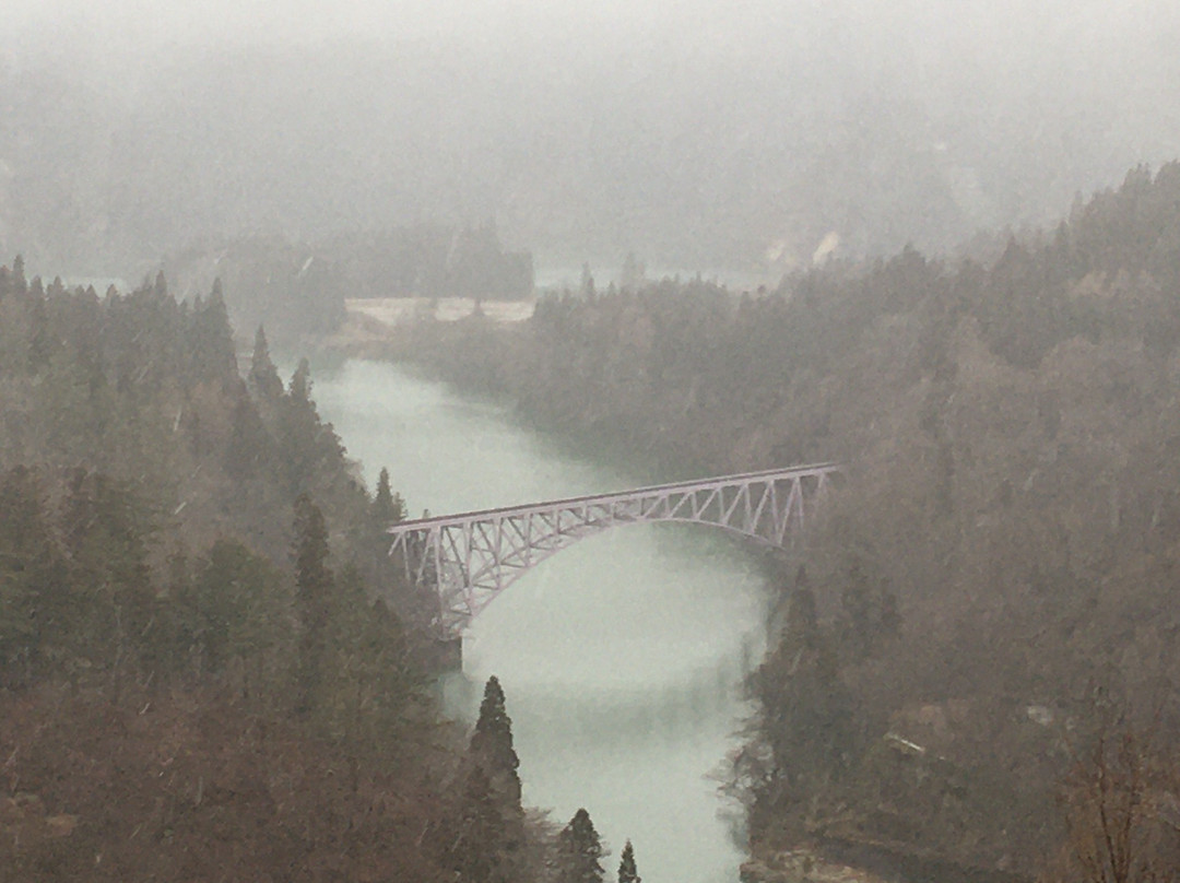 No.1 Tadami River Bridge View Point景点图片