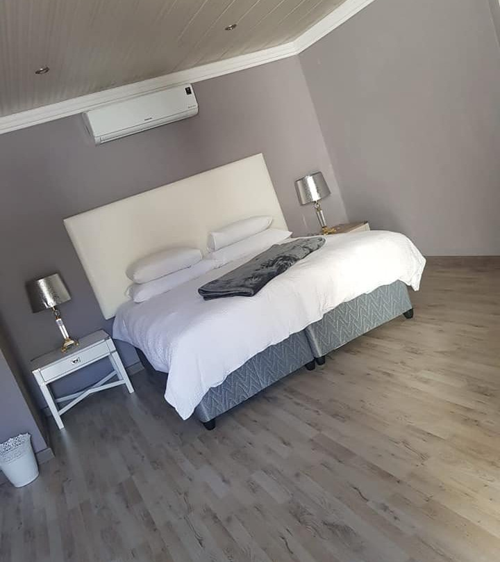 Kutloanong Villas Guest House