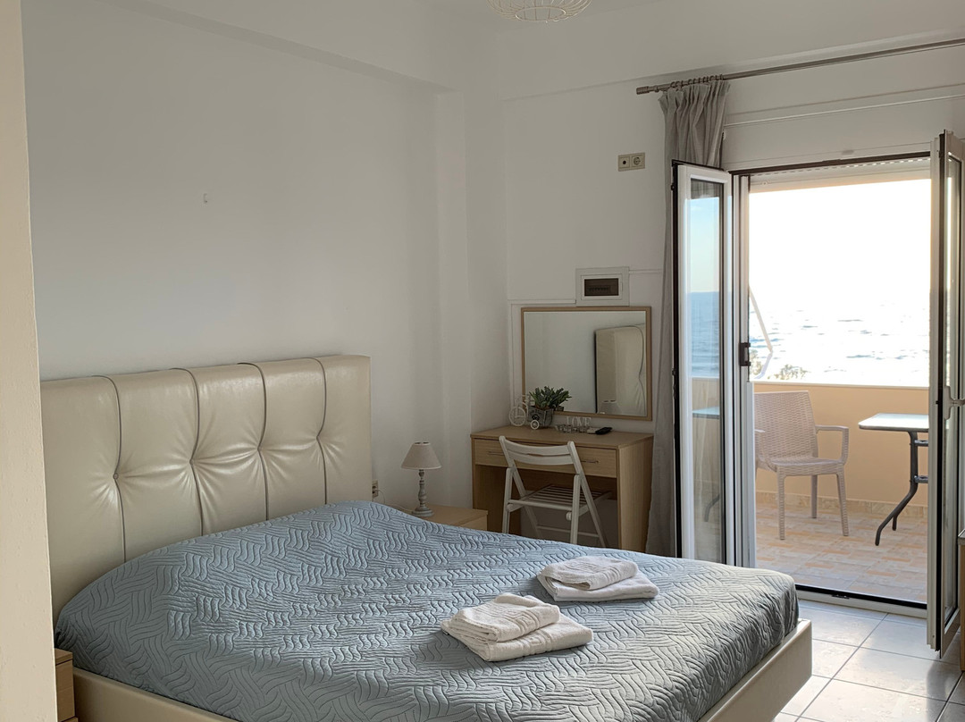 Pelini Rent Rooms主图