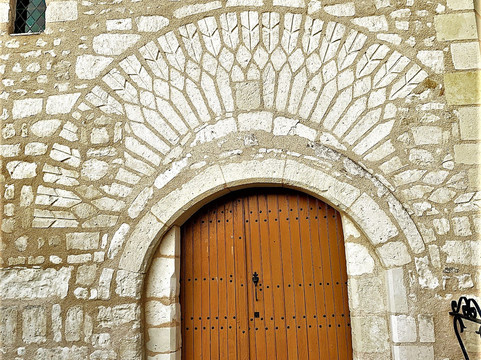 Eglise Saint-Martin-Roiffe必去景点