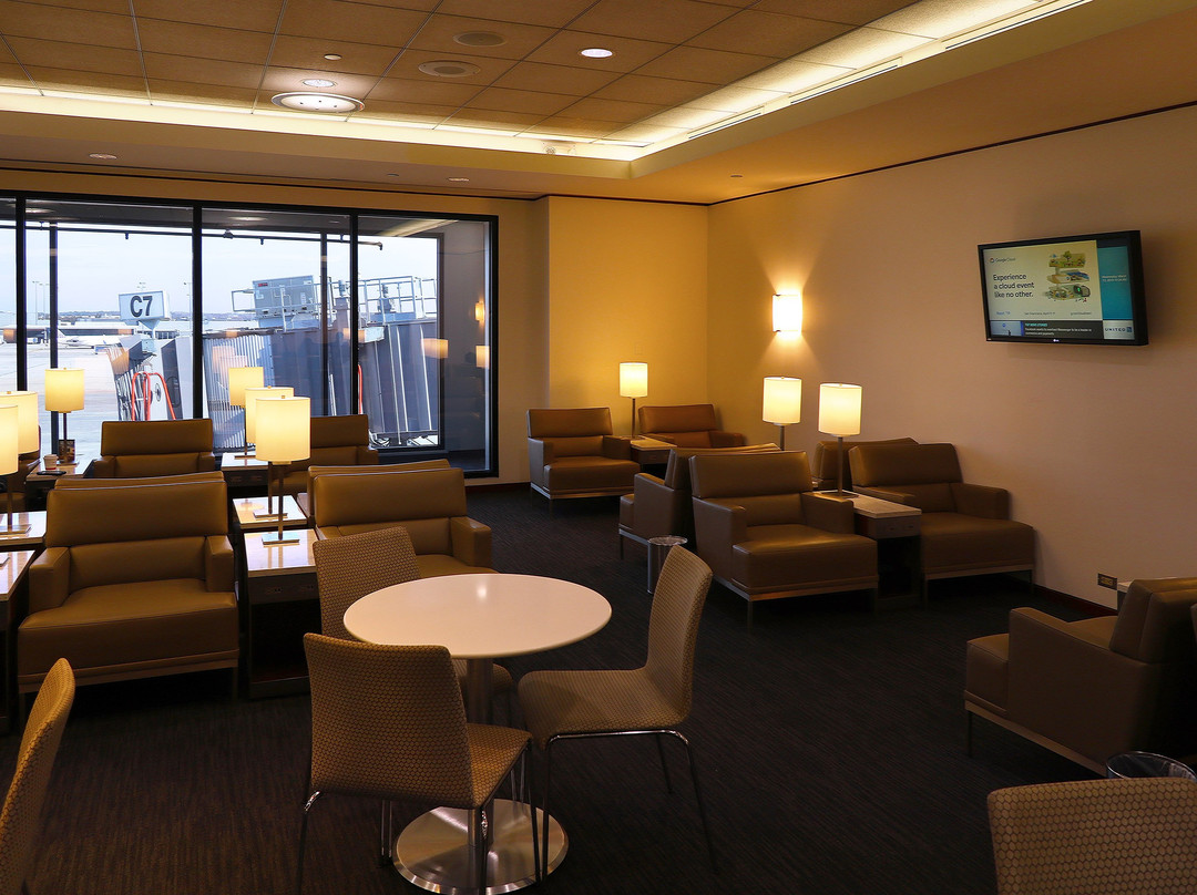 United Club - Concourse C C17景点图片