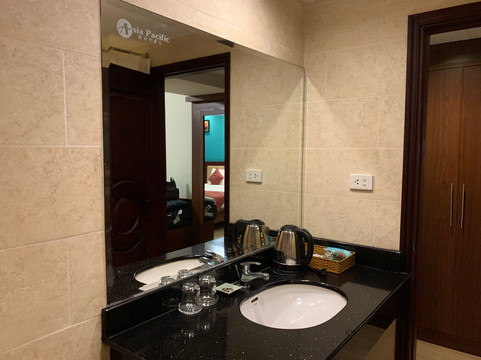 亚洲天堂酒店主图