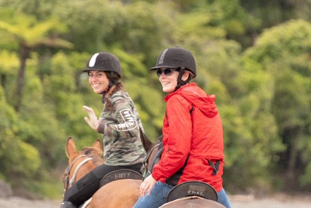Punakaiki Horse Treks景点图片