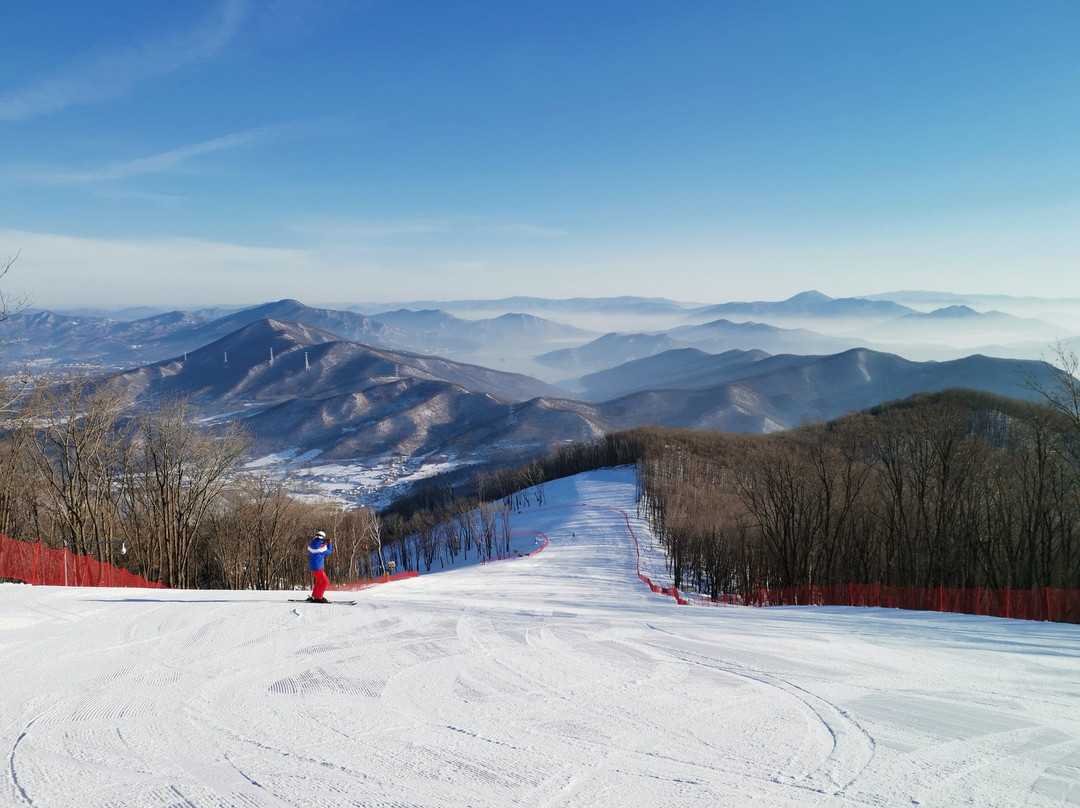 松花湖滑雪场景点图片