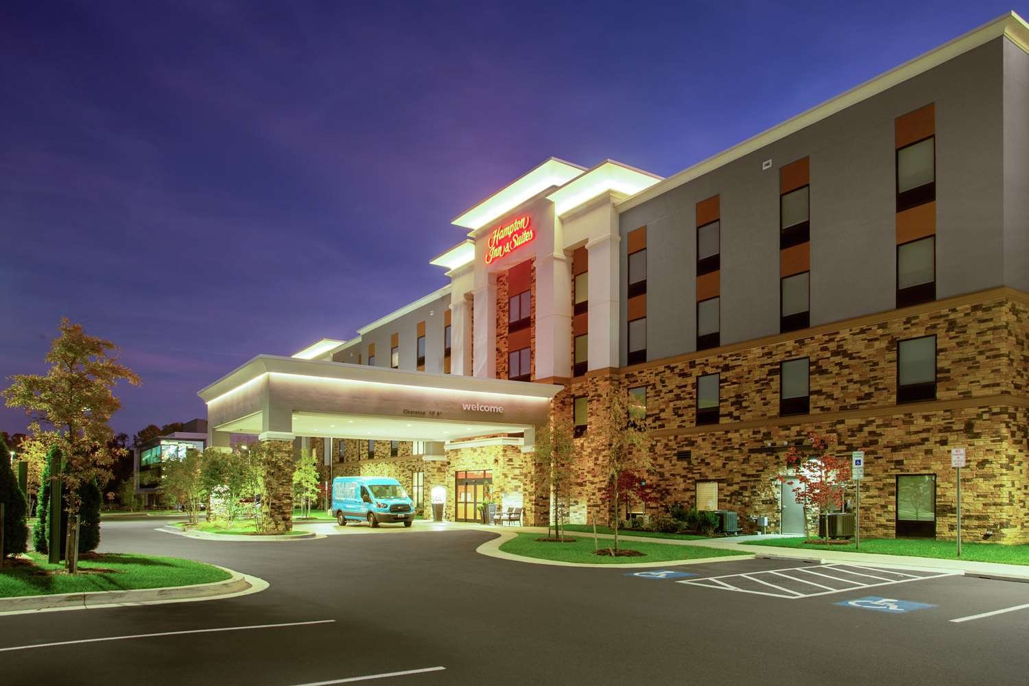Hampton Inn & Suites Glenarden/Washington DC-官方
