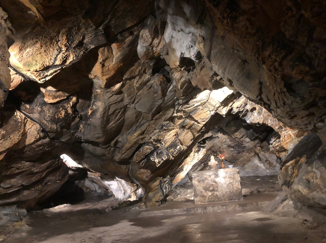 St. Fillan's Cave景点图片