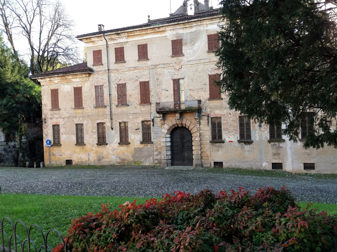 Palazzo De Capitani, Brivio, Carpegna - complesso-Meda必去景点