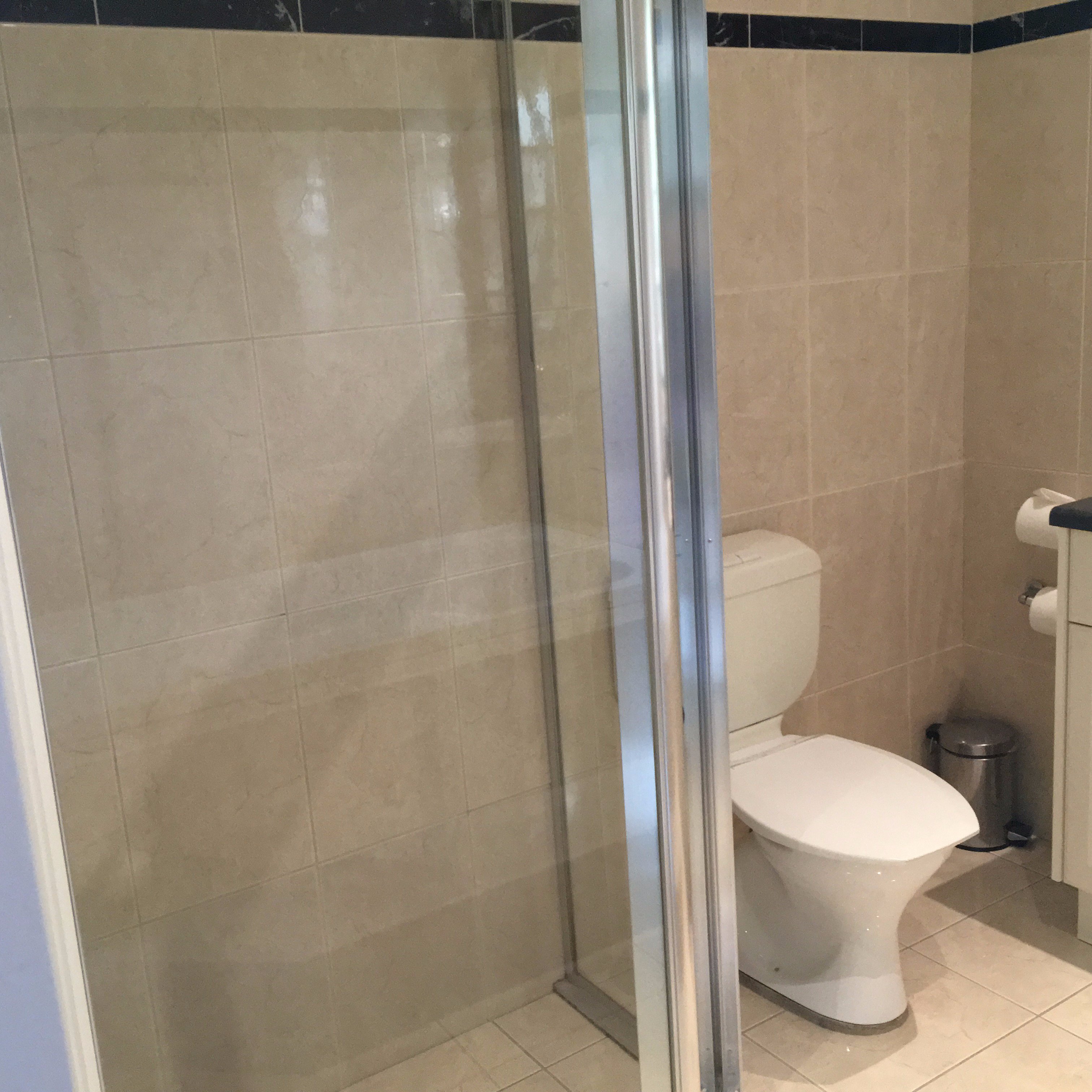 Camden Valley Inn-浴室