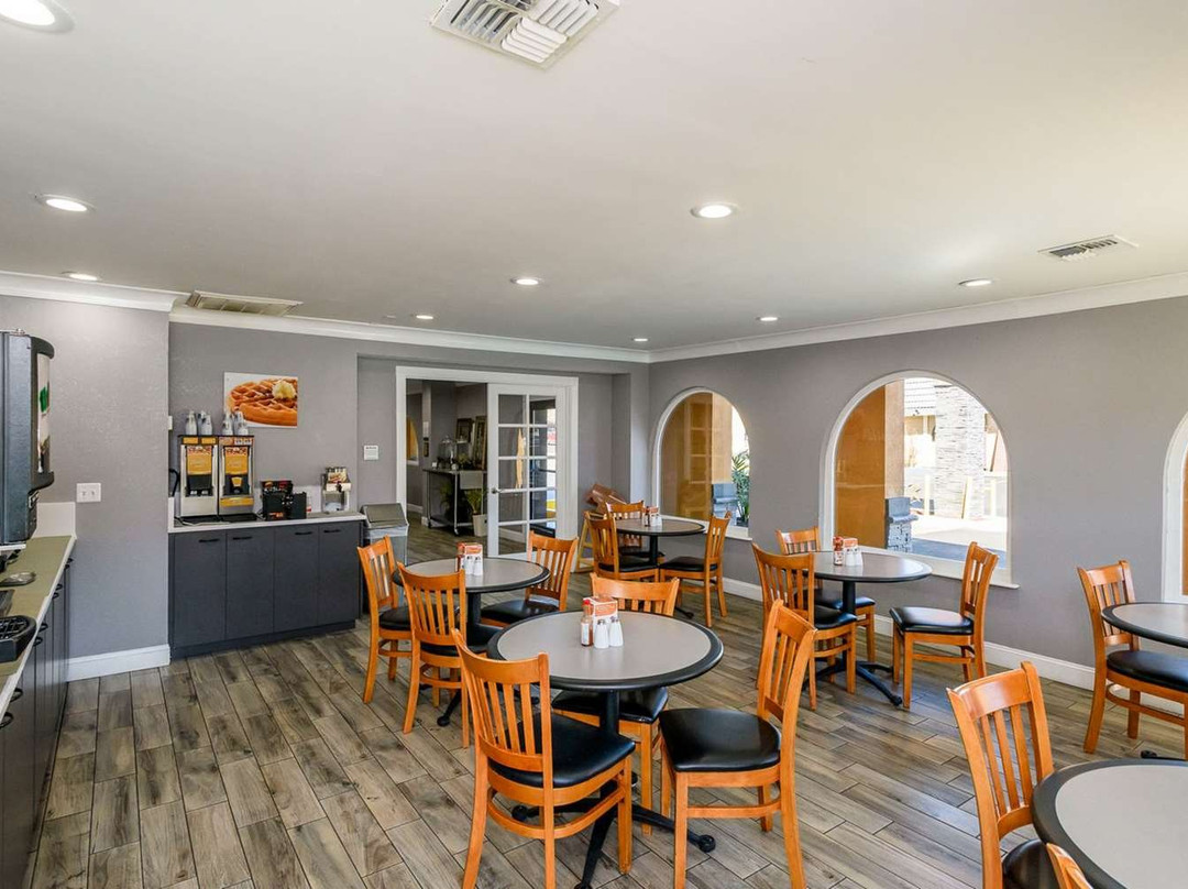 Quality Inn Redding主图