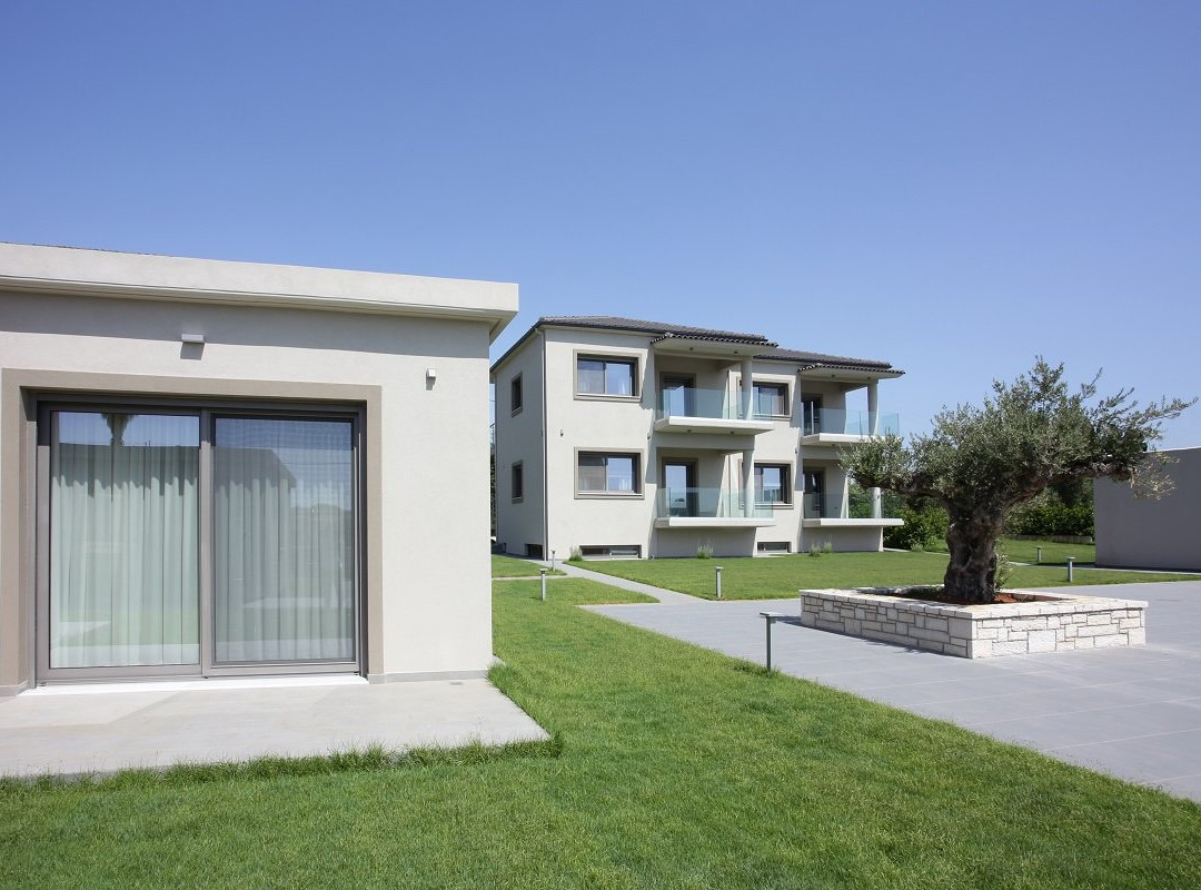 Lagouvardos Village主图