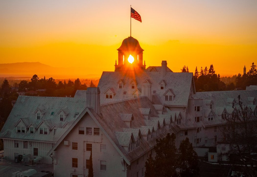 克莱尔蒙特温泉俱乐部酒店主图