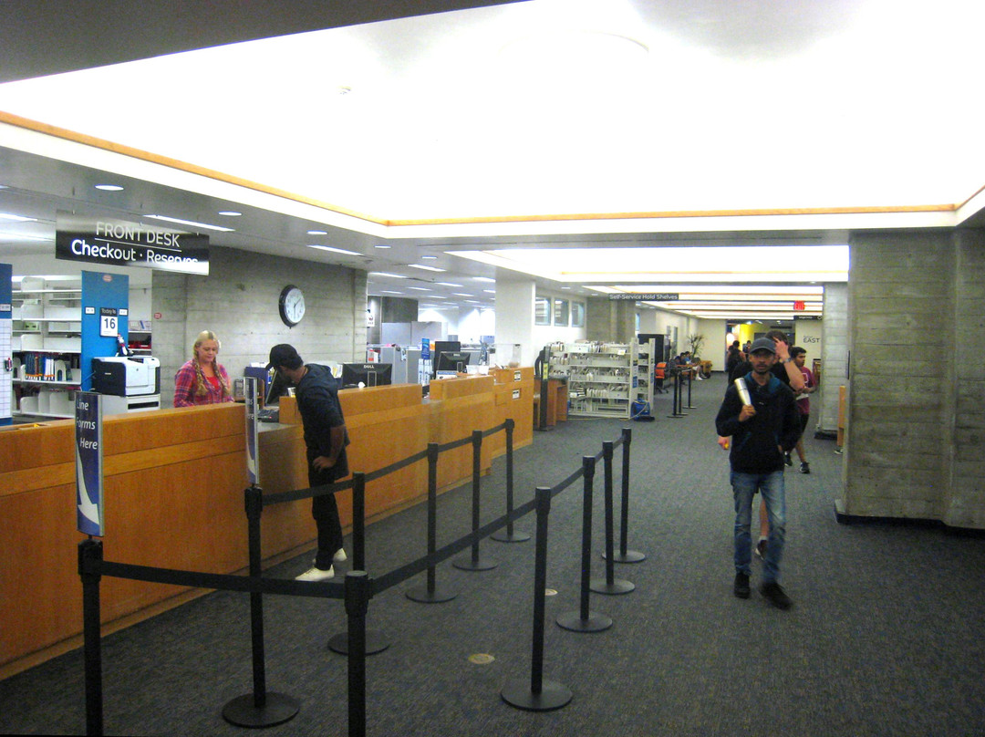 Geisel Library-拉荷亚必去景点