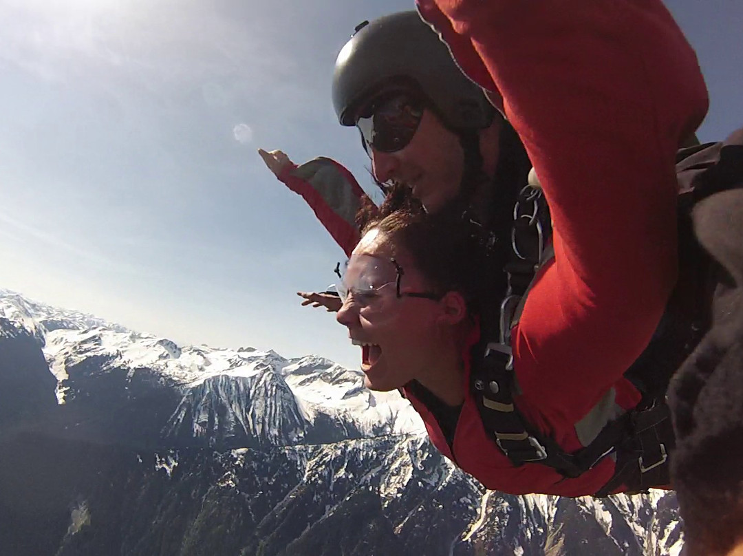 Whistler Skydiving景点图片