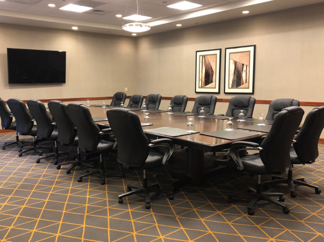 Holiday Inn Purdue - Fort Wayne By IHG主图