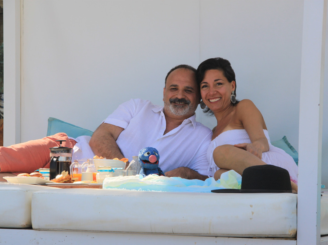 德克套房休息室&Spa酒店主图