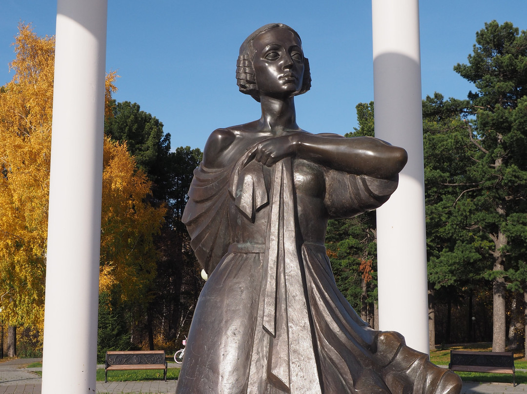 Monument to Wifes of Decembrists-Tobolsk必去景点