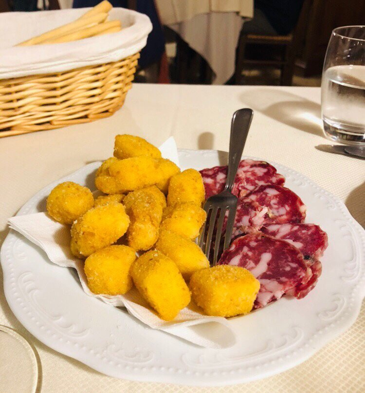 Ristorante Albergo Dei Bersaglieri主图