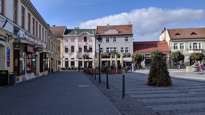 Sturovo namestie-Trencin必去景点