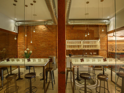 Bodega Cuatro Rayas-La Seca必去景点