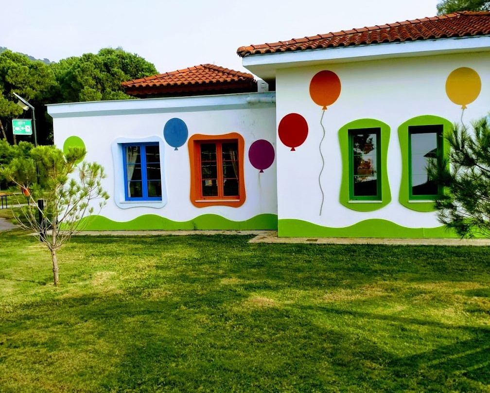 库斯杜俱乐部乡村度假酒店主图